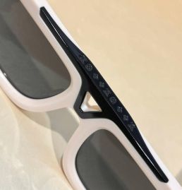 Picture of LV Sunglasses _SKUfw56643031fw